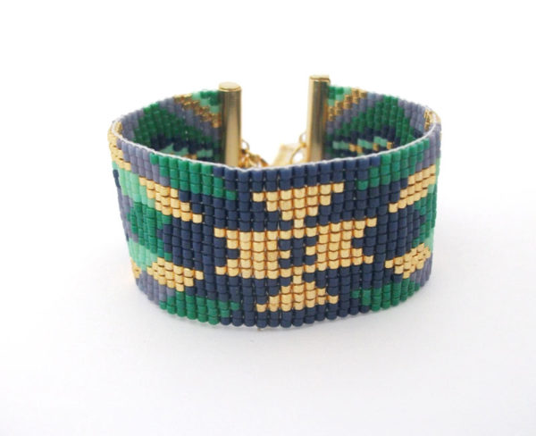 bracelet manchette tissage perles Miyuki vert bleu doré violet apprêts dorés à l'or fin motif ethnique